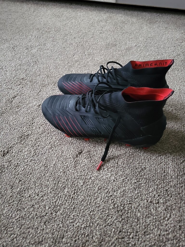 predator astro football boots